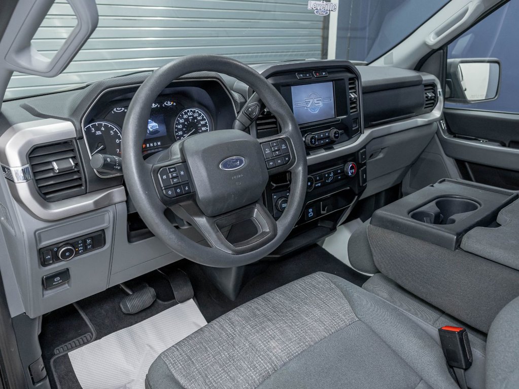 2023 Ford F-150 in St-Jérôme, Quebec - 2 - w1024h768px