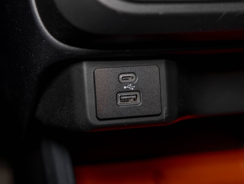 2024 Ford Maverick in St-Jérôme, Quebec - 21 - w1024h768px