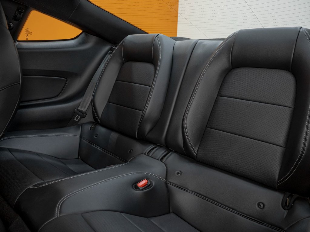 2022 Ford Mustang in St-Jérôme, Quebec - 29 - w1024h768px