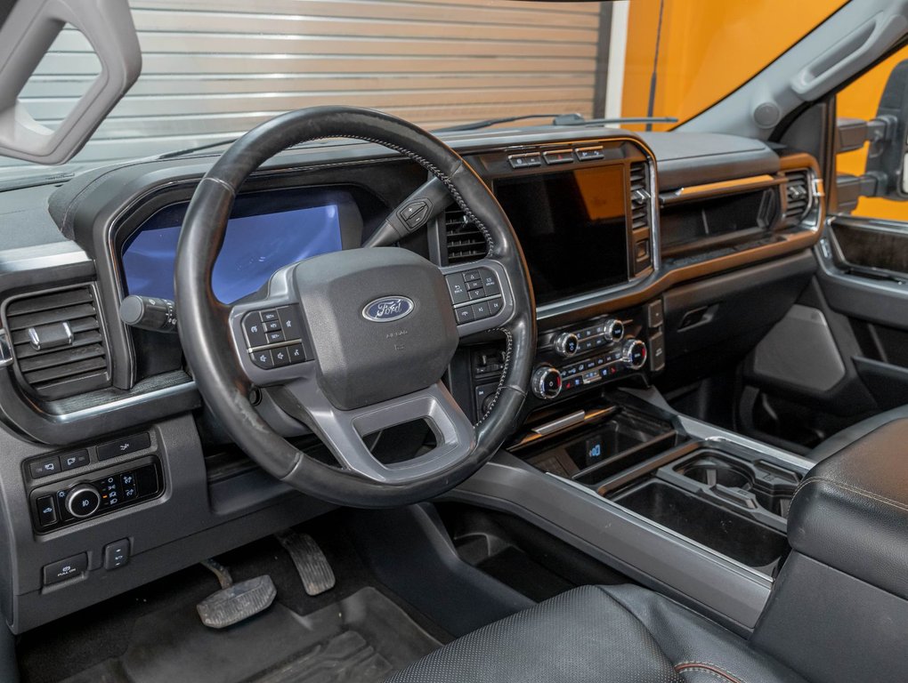 2023 Ford Super Duty F-250 SRW in St-Jérôme, Quebec - 2 - w1024h768px