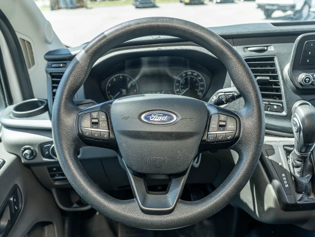 2025 Ford Transit Cutaway in St-Jérôme, Quebec - 11 - w1024h768px