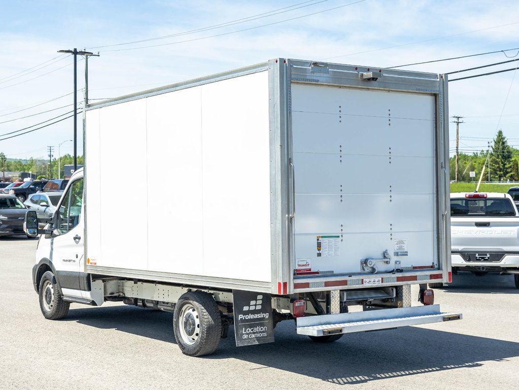 2025 Ford Transit Cutaway in St-Jérôme, Quebec - 5 - w1024h768px