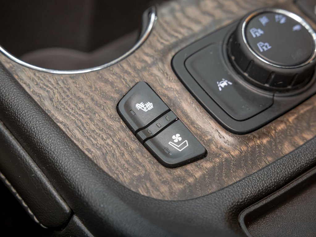GMC Acadia  2022 à St-Jérôme, Québec - 25 - w1024h768px
