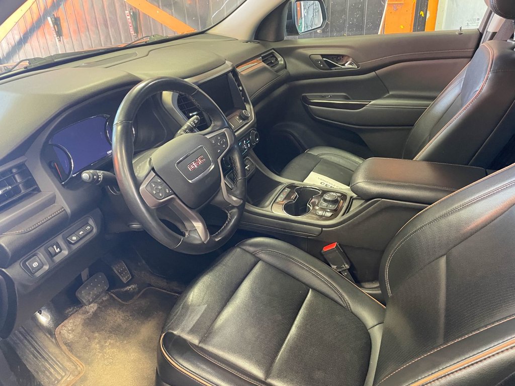 GMC Acadia  2023 à St-Jérôme, Québec - 5 - w1024h768px