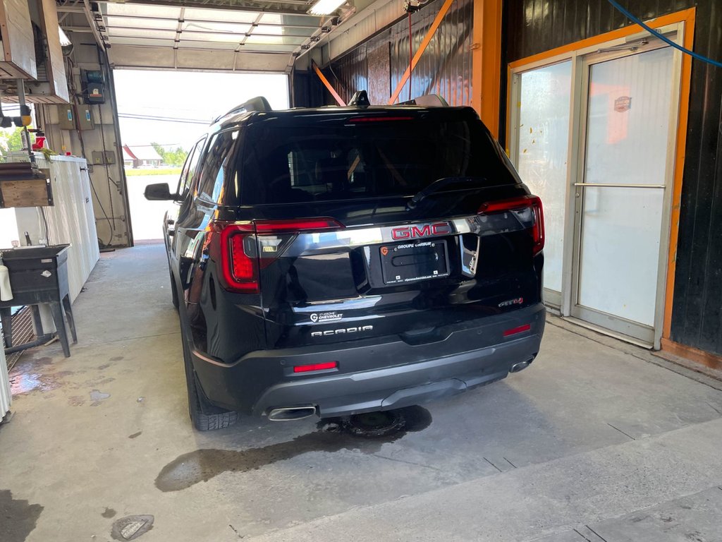 GMC Acadia  2023 à St-Jérôme, Québec - 8 - w1024h768px
