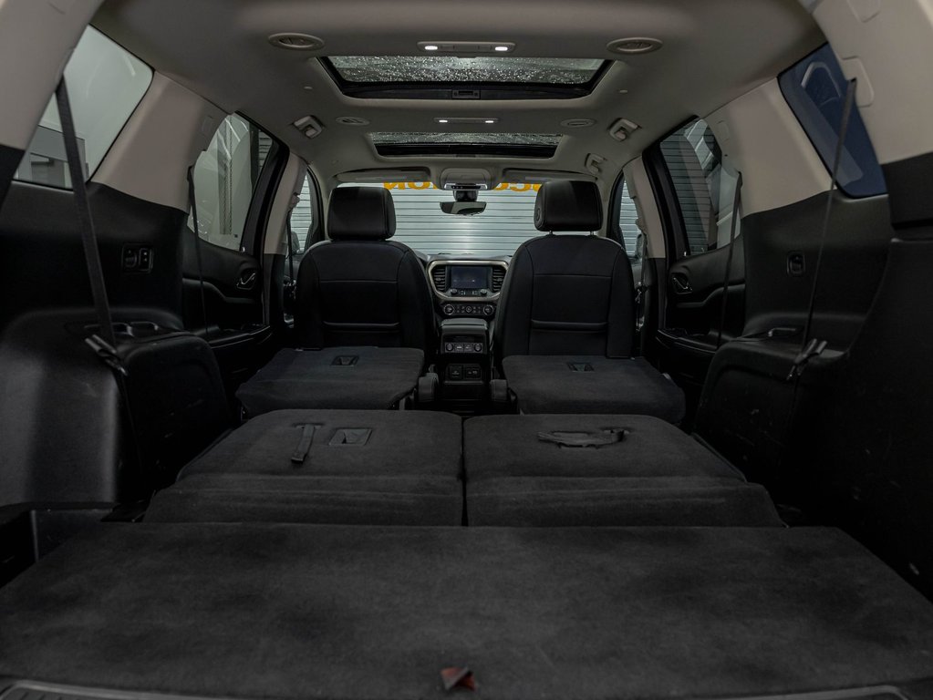 GMC Acadia  2023 à St-Jérôme, Québec - 34 - w1024h768px