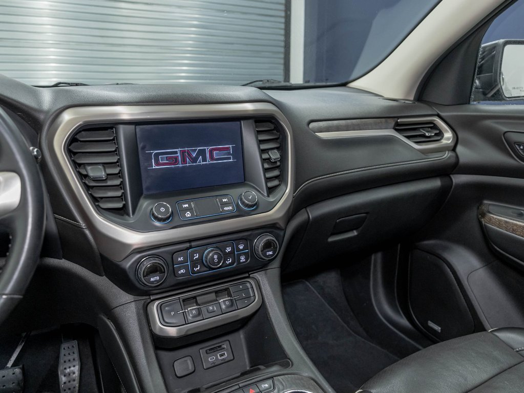 GMC Acadia  2023 à St-Jérôme, Québec - 21 - w1024h768px