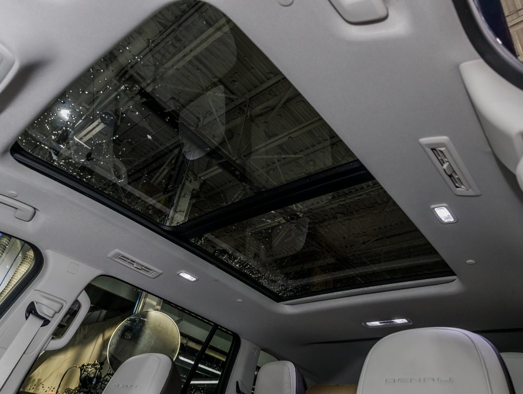 2025 GMC Acadia in St-Jérôme, Quebec - 5 - w1024h768px