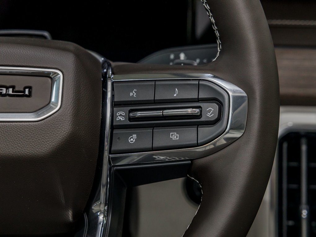 2025 GMC Acadia in St-Jérôme, Quebec - 16 - w1024h768px