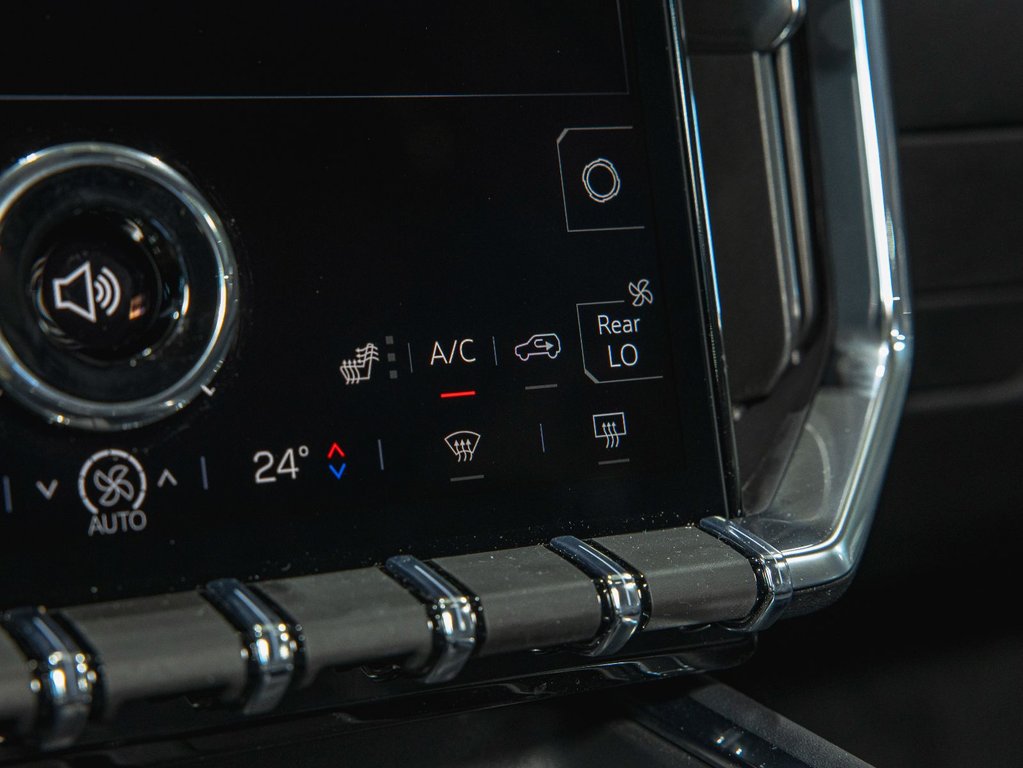 2025 GMC Acadia in St-Jérôme, Quebec - 23 - w1024h768px
