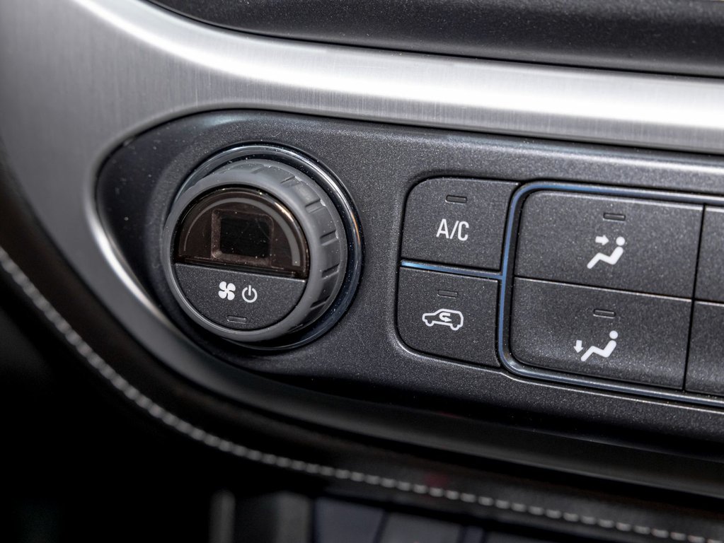 2022 GMC Canyon in St-Jérôme, Quebec - 21 - w1024h768px