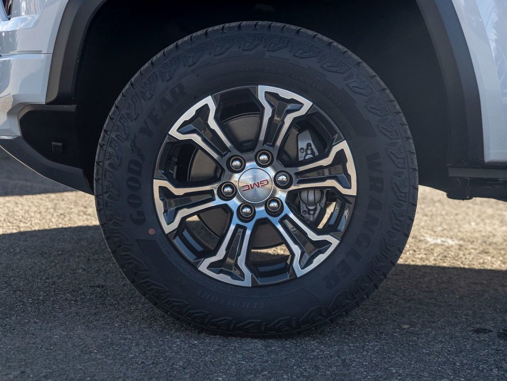 2024 GMC Canyon in St-Jérôme, Quebec - 36 - w1024h768px