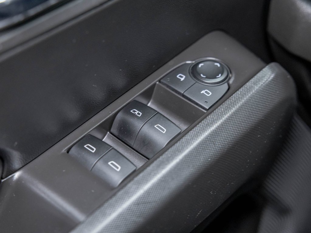 2024 GMC Canyon in St-Jérôme, Quebec - 26 - w1024h768px