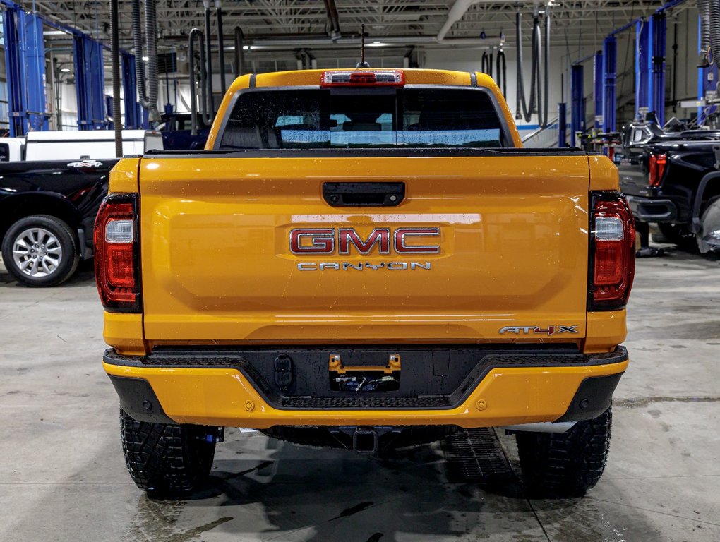 2025 GMC Canyon in St-Jérôme, Quebec - 8 - w1024h768px