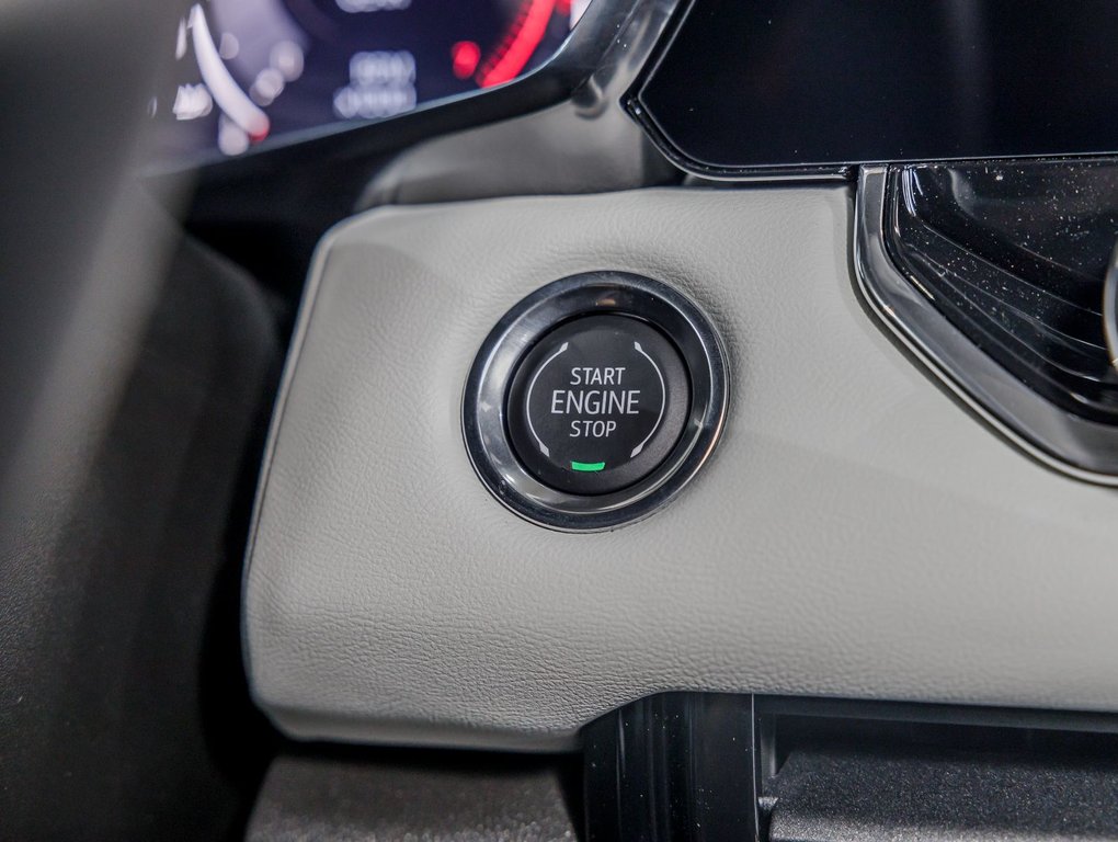 2025 GMC Canyon in St-Jérôme, Quebec - 22 - w1024h768px