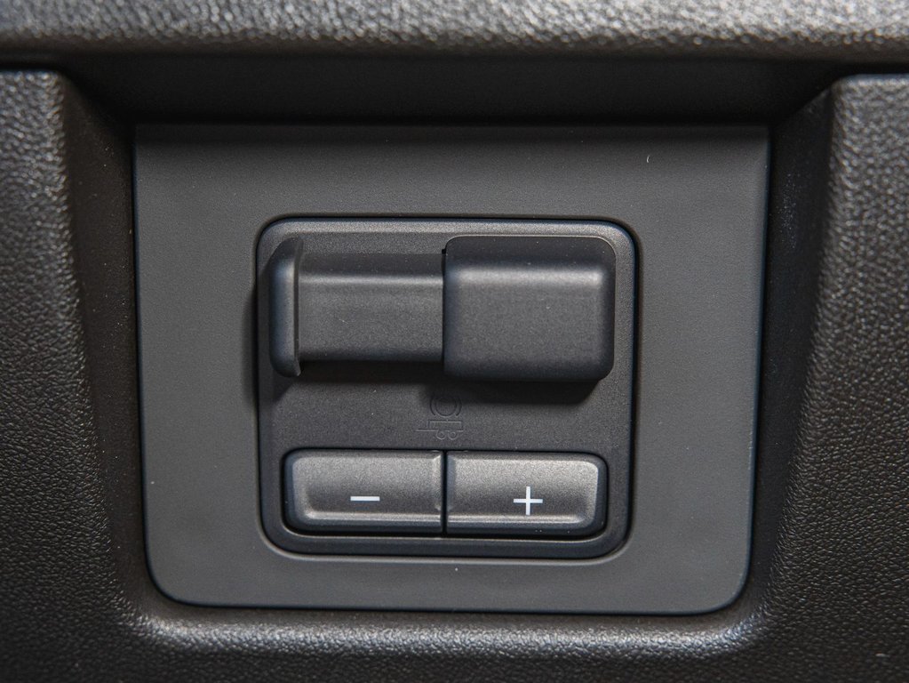 2025 GMC Canyon in St-Jérôme, Quebec - 25 - w1024h768px