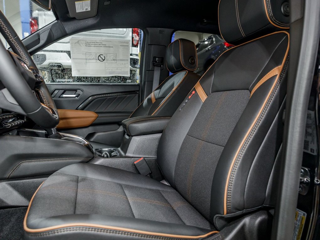 2025 GMC Canyon in St-Jérôme, Quebec - 11 - w1024h768px