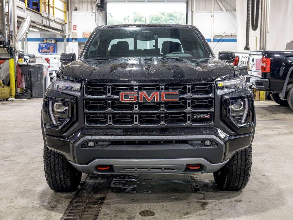 2025 GMC Canyon in St-Jérôme, Quebec - 2 - w1024h768px