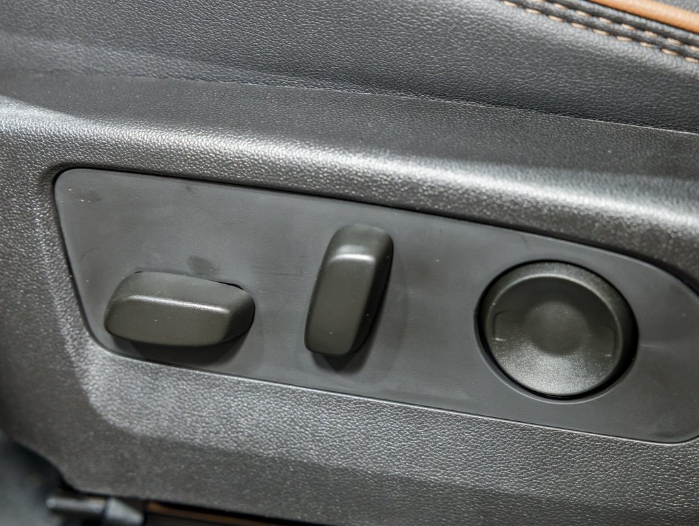 2025 GMC Canyon in St-Jérôme, Quebec - 25 - w1024h768px