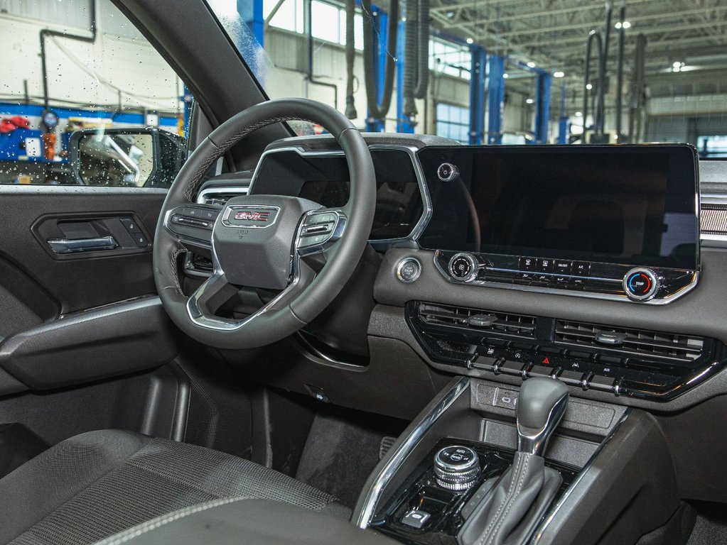 2025 GMC Canyon in St-Jérôme, Quebec - 26 - w1024h768px