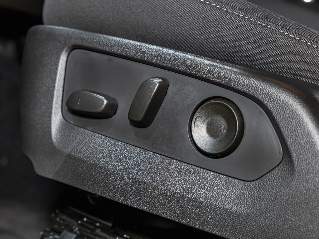 2026 GMC Canyon in St-Jérôme, Quebec - 25 - w1024h768px