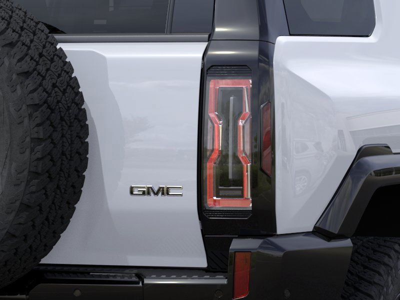 2025 GMC Hummer EV SUV in St-Jérôme, Quebec - 11 - w1024h768px