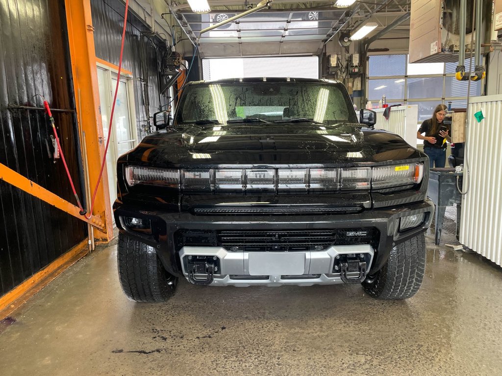 GMC HUMMER EV SUV  2025 à St-Jérôme, Québec - 6 - w1024h768px
