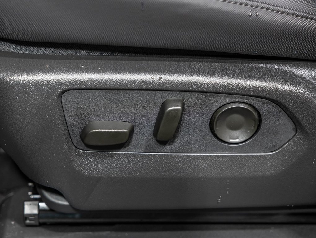 2026 GMC Hummer EV SUV in St-Jérôme, Quebec - 25 - w1024h768px