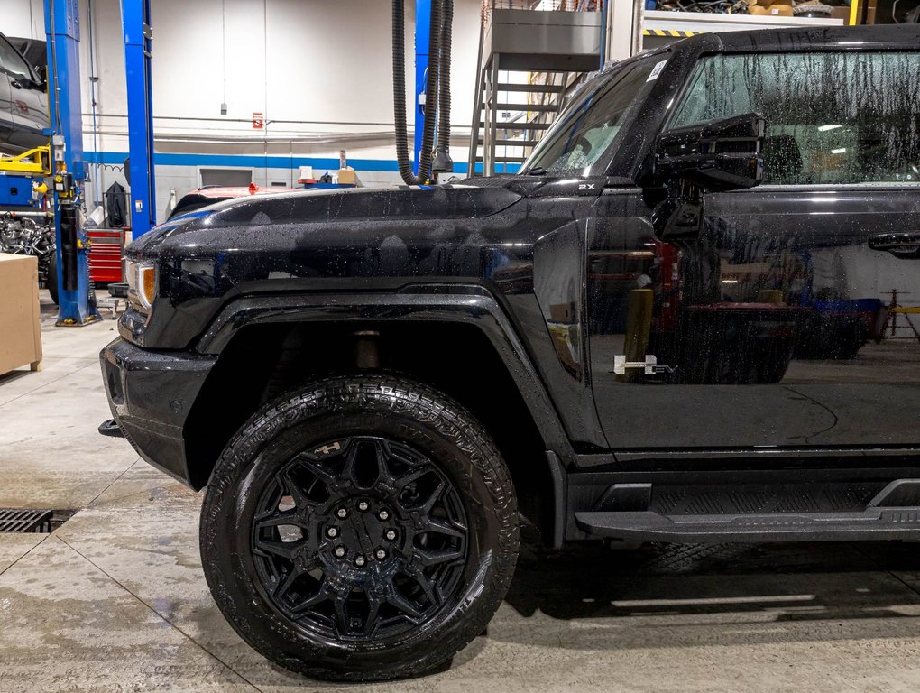 2026 GMC Hummer EV SUV in St-Jérôme, Quebec - 37 - w1024h768px