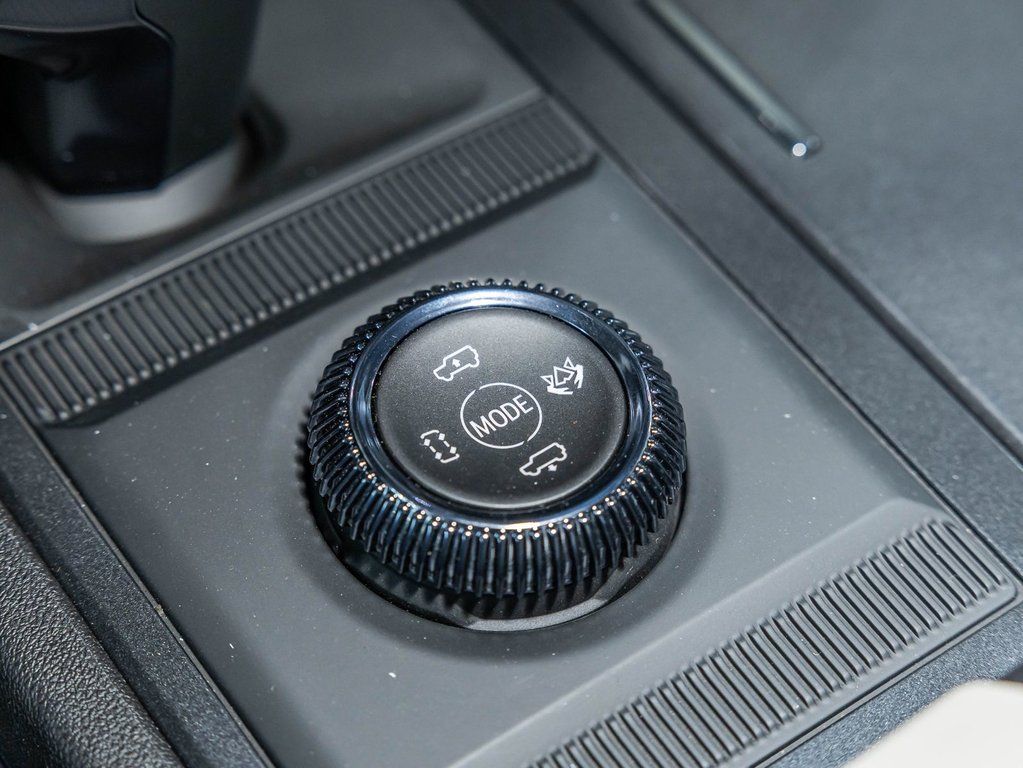 2026 GMC Hummer EV SUV in St-Jérôme, Quebec - 24 - w1024h768px