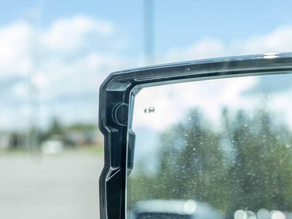 2026 GMC Hummer EV SUV in St-Jérôme, Quebec - 34 - w1024h768px