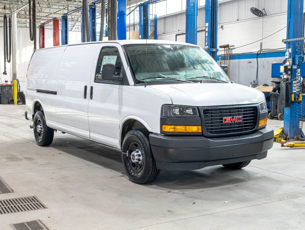 2026 GMC Savana Cargo 2500 in St-Jérôme, Quebec - 9 - w1024h768px