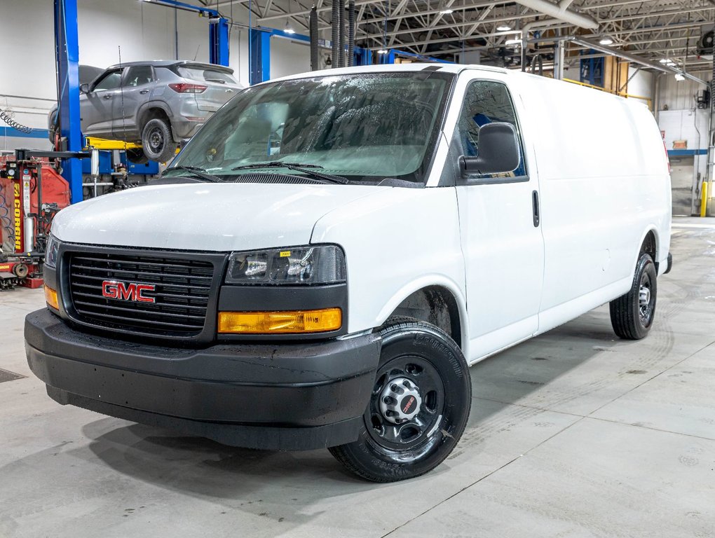2026 GMC Savana Cargo 2500 in St-Jérôme, Quebec - 1 - w1024h768px