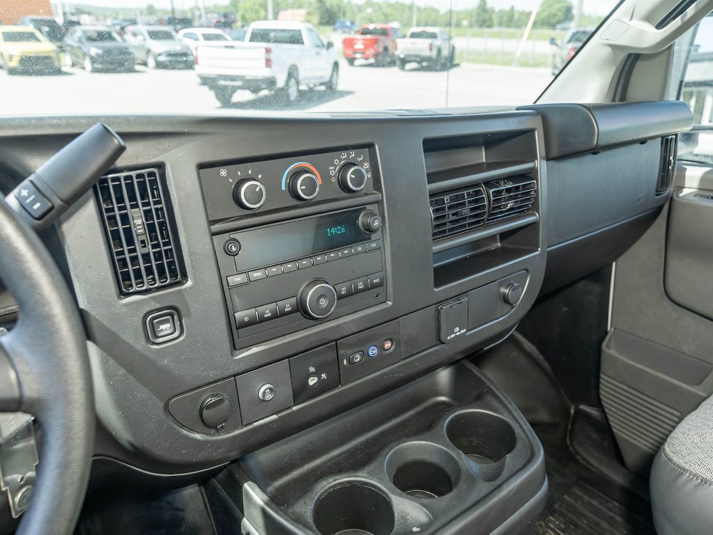 GMC Savana Commercial Cutaway  2025 à St-Jérôme, Québec - 14 - w1024h768px