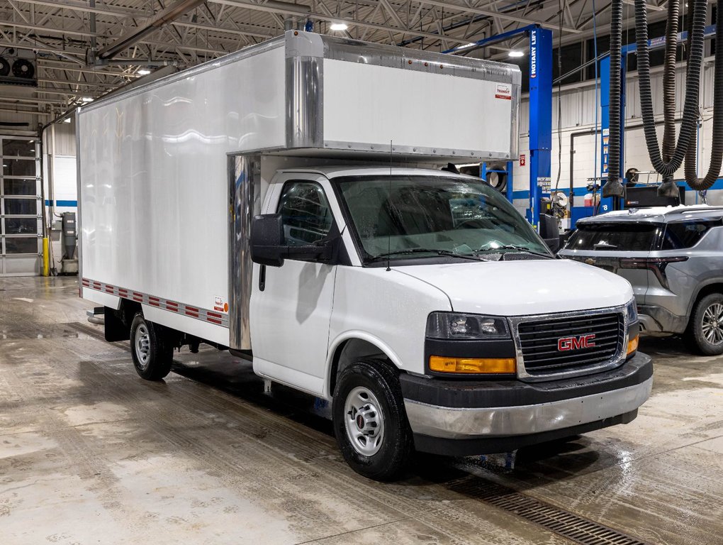 GMC Savana Cutaway 3500  2026 à St-Jérôme, Québec - 10 - w1024h768px