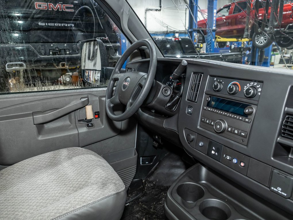 GMC Savana Cutaway 3500  2026 à St-Jérôme, Québec - 20 - w1024h768px