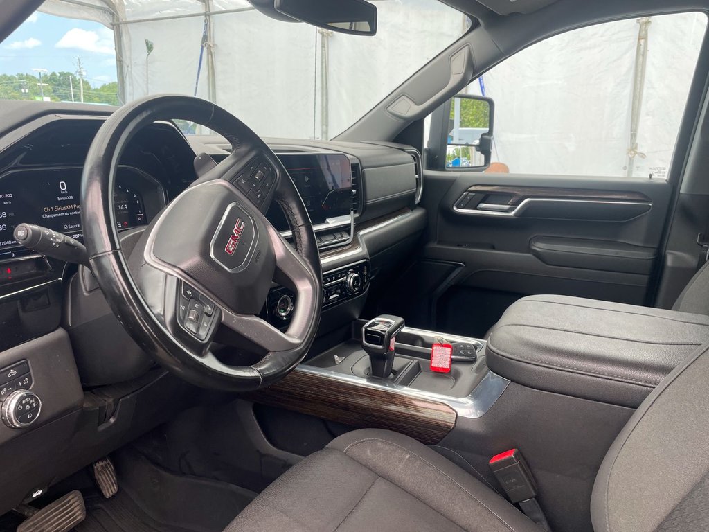 2023 GMC Sierra 1500 in St-Jérôme, Quebec - 3 - w1024h768px