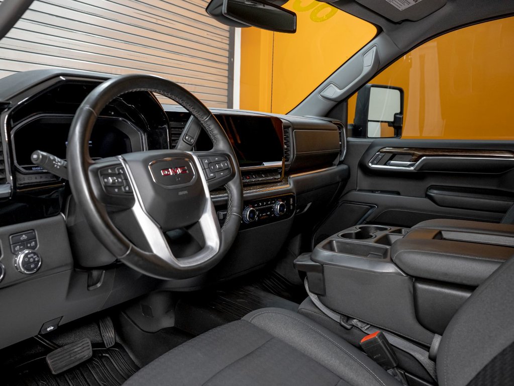 2023 GMC Sierra 1500 in St-Jérôme, Quebec - 2 - w1024h768px