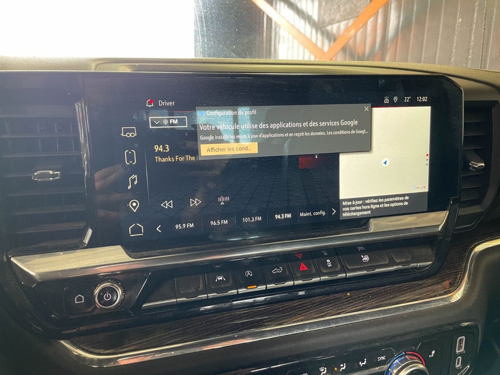 2023 GMC Sierra 1500 in St-Jérôme, Quebec - 3 - w1024h768px