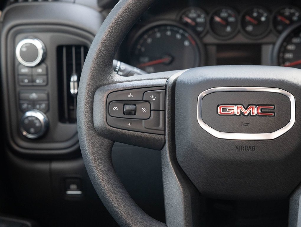 2024 GMC Sierra 1500 in St-Jérôme, Quebec - 15 - w1024h768px