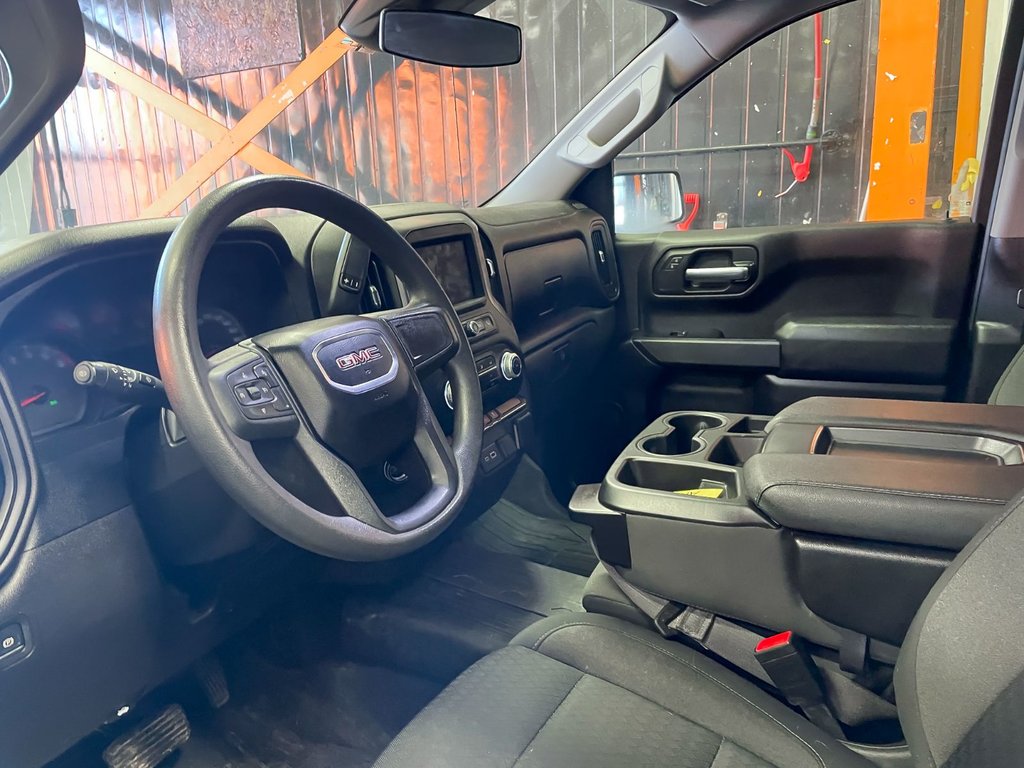 2024 GMC Sierra 1500 in St-Jérôme, Quebec - 3 - w1024h768px