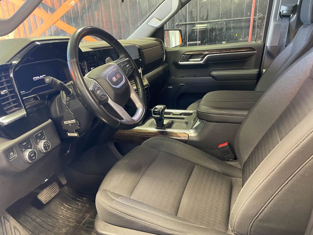 2024 GMC Sierra 1500 in St-Jérôme, Quebec - 4 - w1024h768px