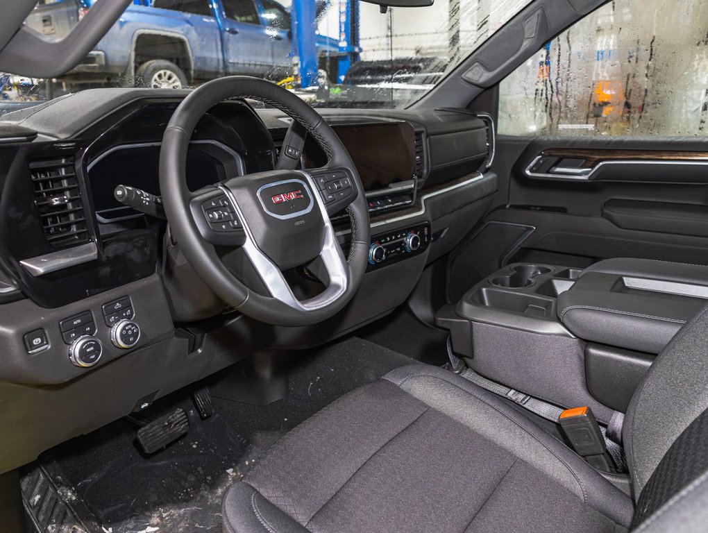 2025 GMC Sierra 1500 in St-Jérôme, Quebec - 12 - w1024h768px