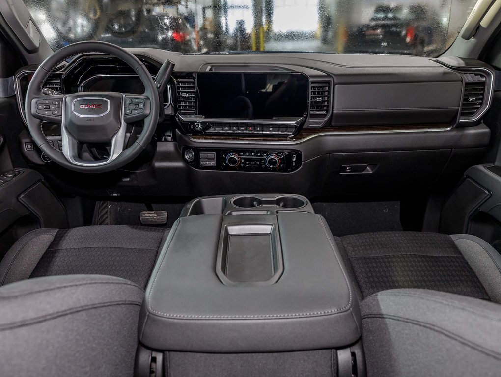 2025 GMC Sierra 1500 in St-Jérôme, Quebec - 4 - w1024h768px