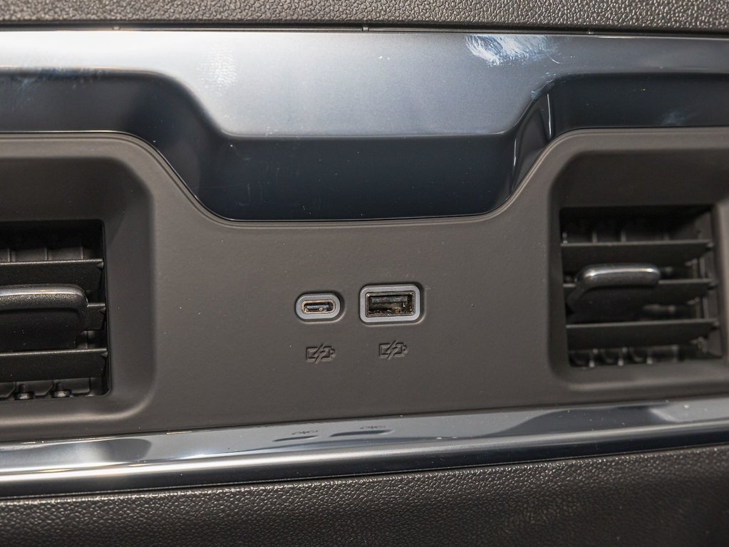 2025 GMC Sierra 1500 in St-Jérôme, Quebec - 33 - w1024h768px