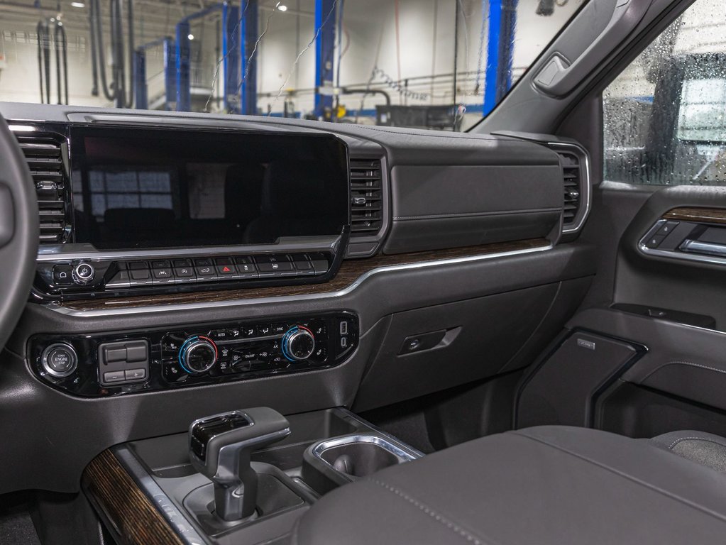 2025 GMC Sierra 1500 in St-Jérôme, Quebec - 22 - w1024h768px