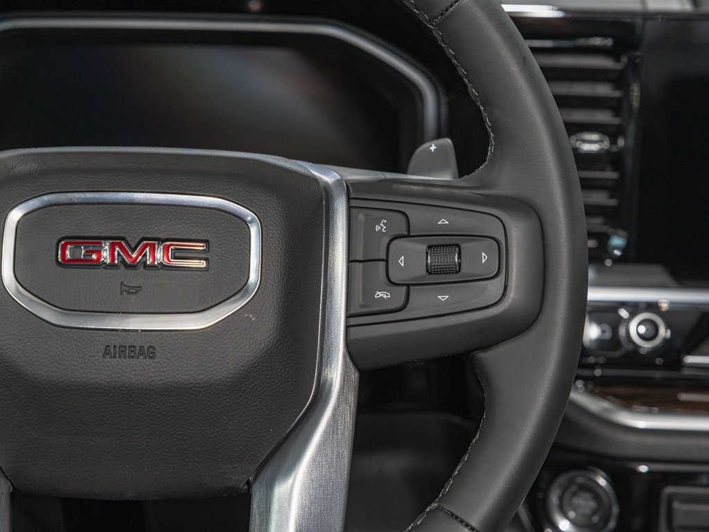 2025 GMC Sierra 1500 in St-Jérôme, Quebec - 16 - w1024h768px