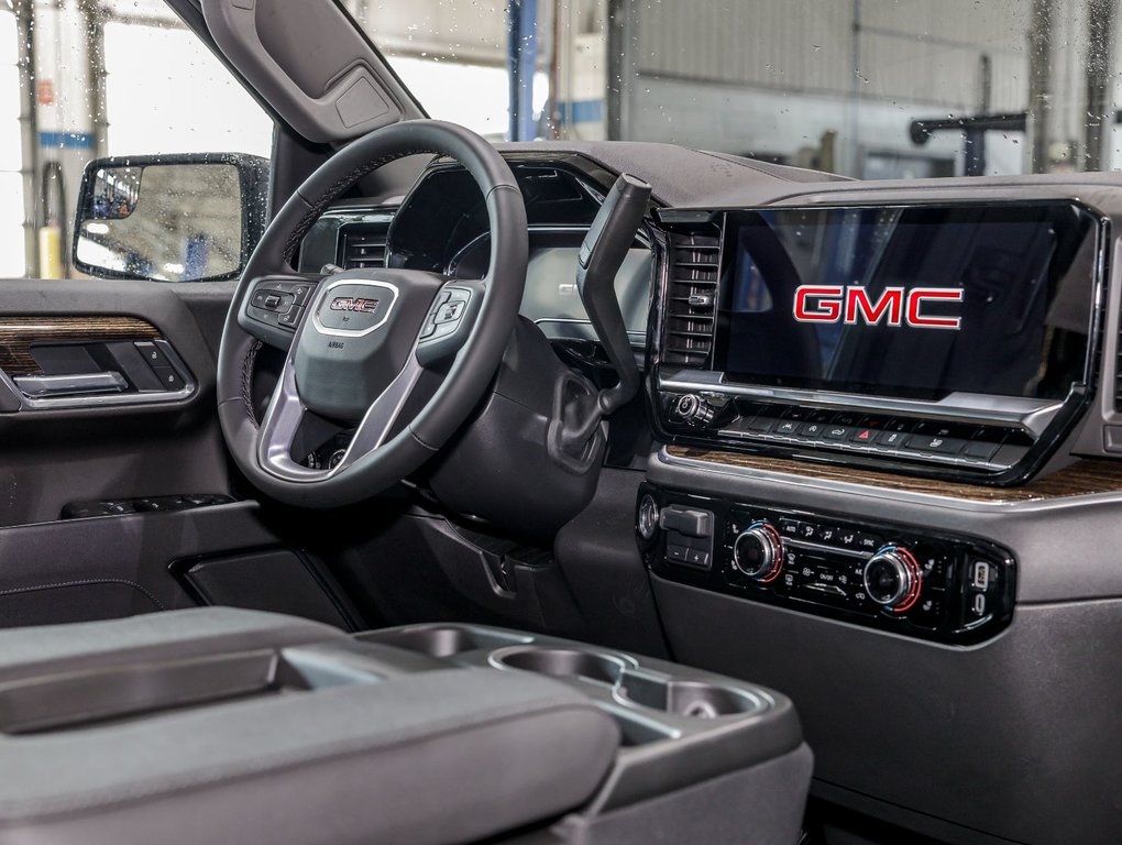 2025 GMC Sierra 1500 in St-Jérôme, Quebec - 30 - w1024h768px