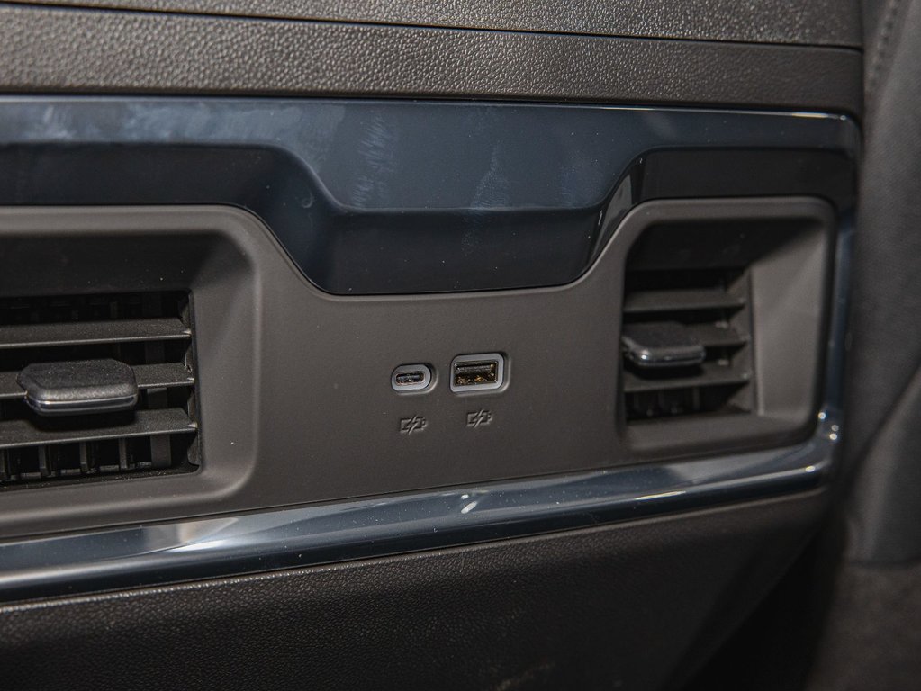 2025 GMC Sierra 1500 in St-Jérôme, Quebec - 34 - w1024h768px