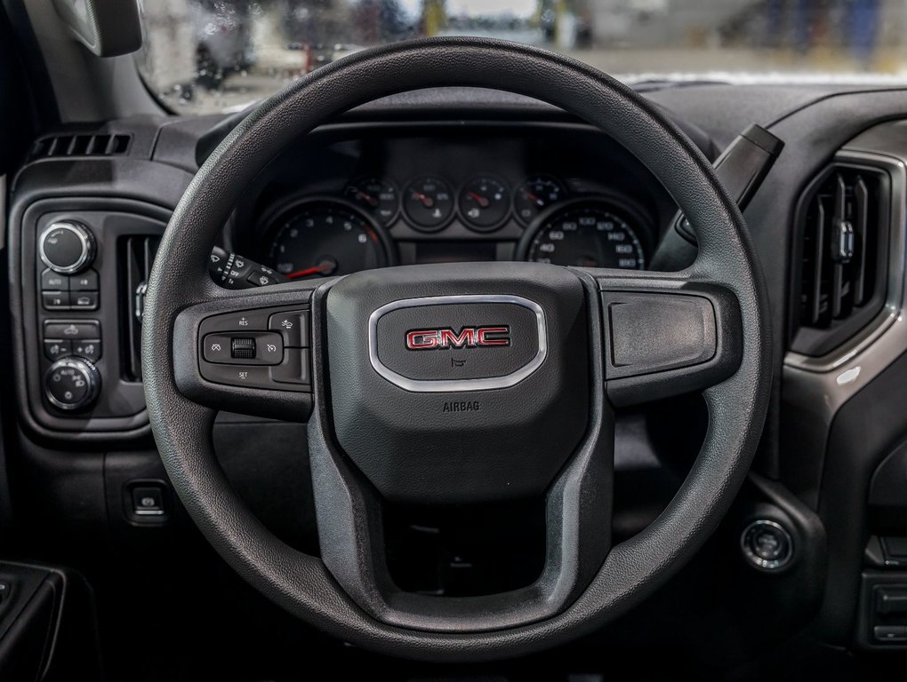 2025 GMC Sierra 1500 in St-Jérôme, Quebec - 12 - w1024h768px